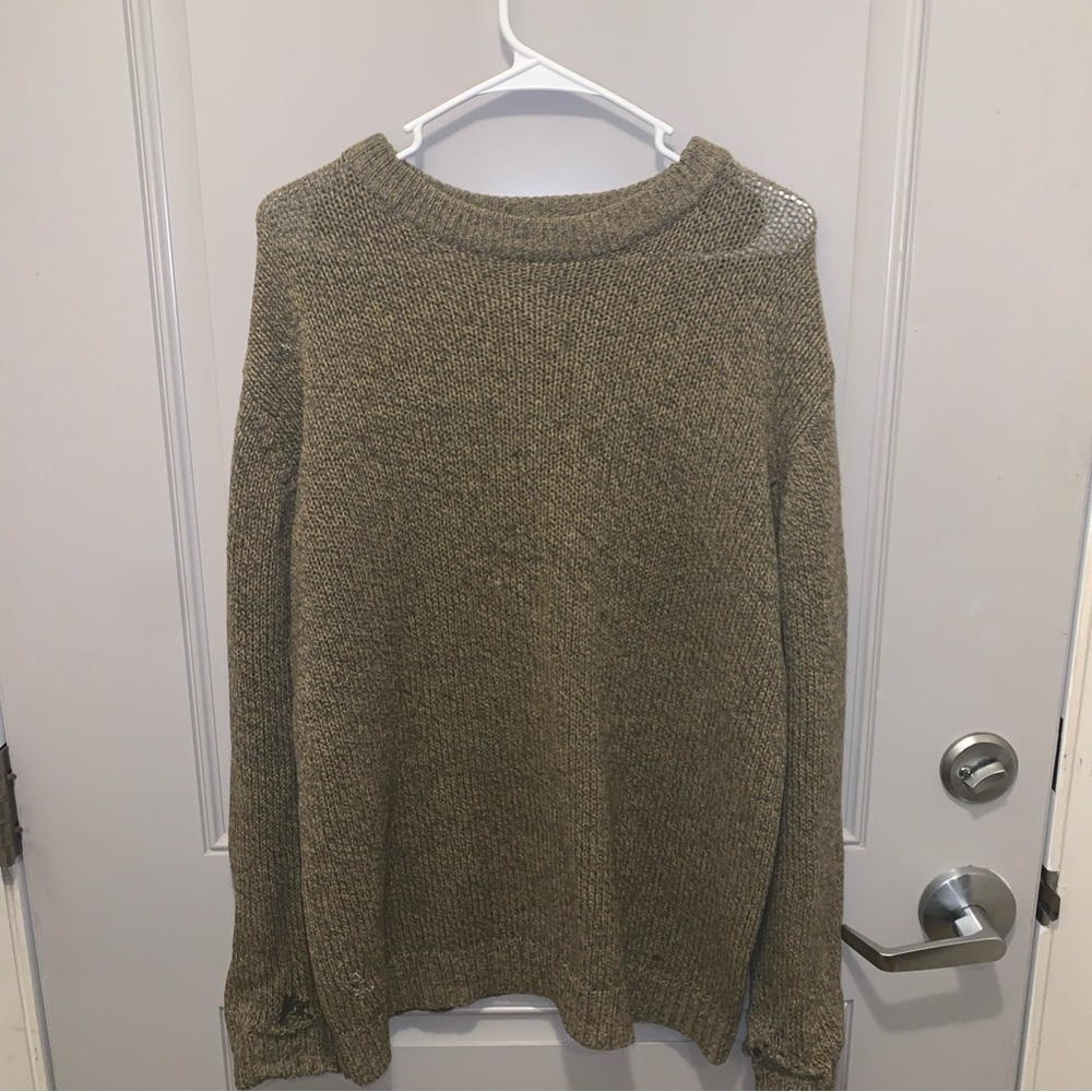 L.L. Bean Men’s Brown 100%Lambswool Crewneck Sweater Size L-Tall Flaws
